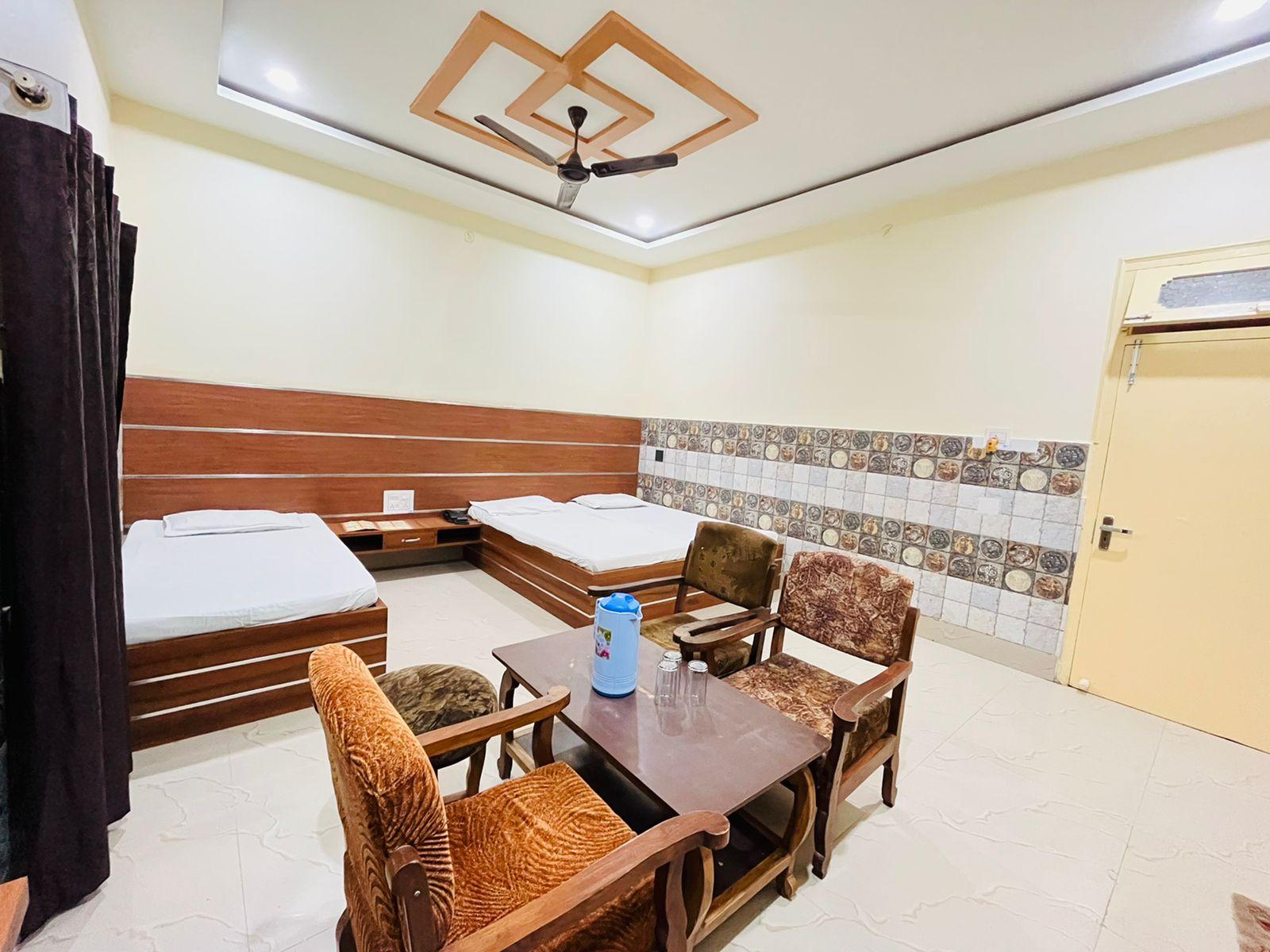 triple bed non ac 
