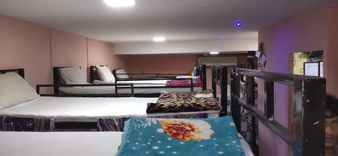 Oga Super Women Dormitory AC Deluxe