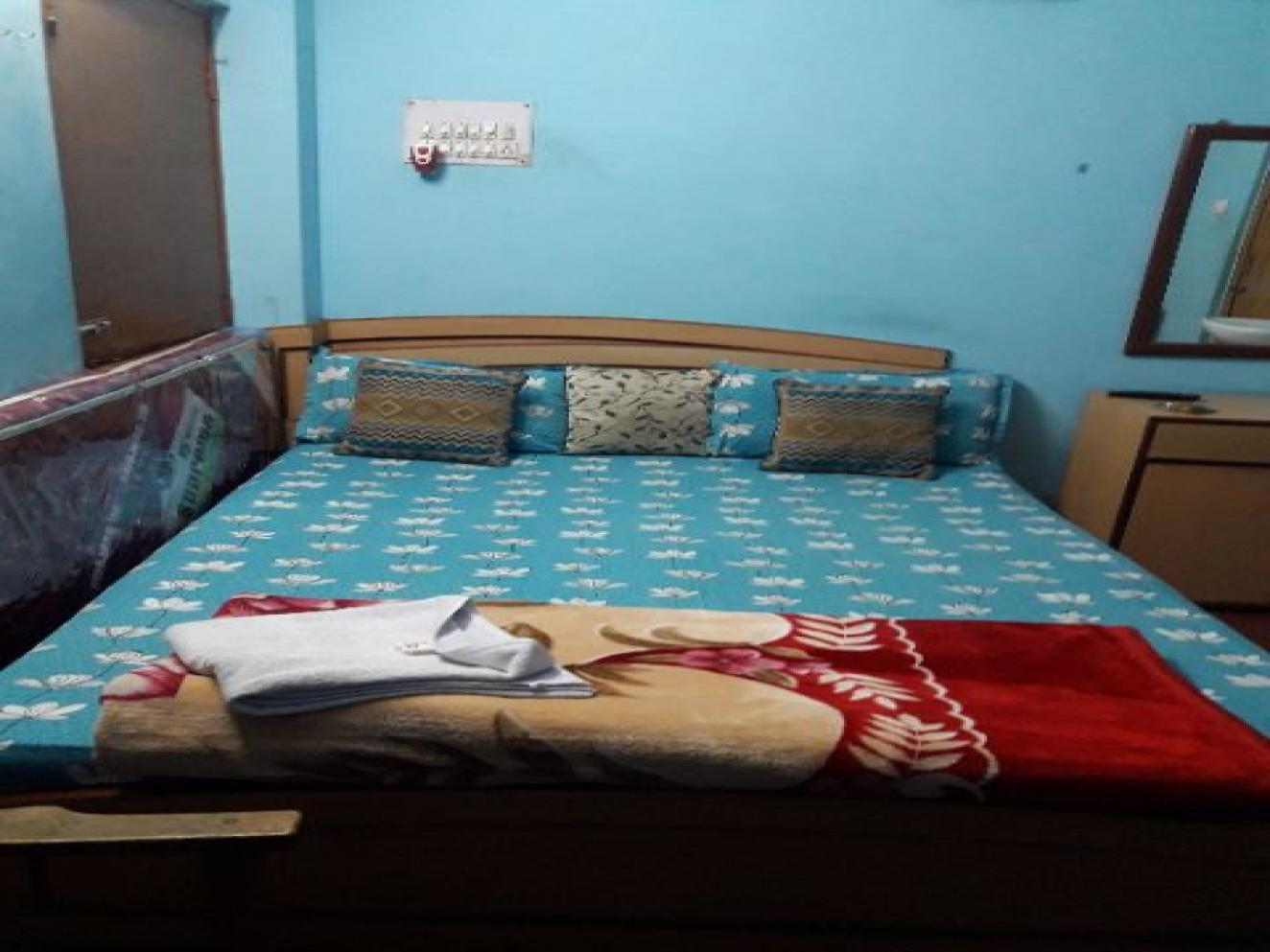 AC Deluxe Room