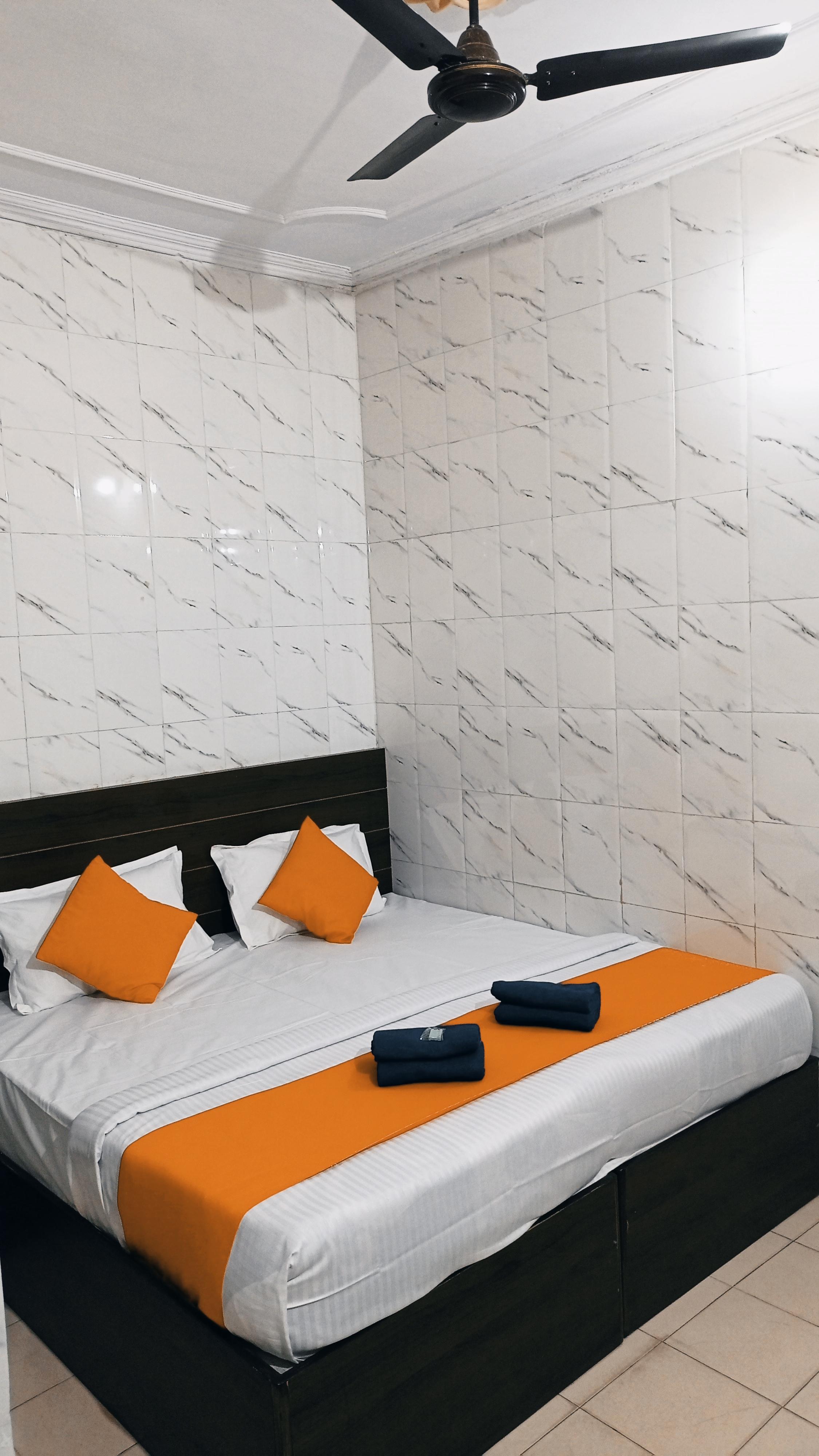Deluxe Air Conditioning Room