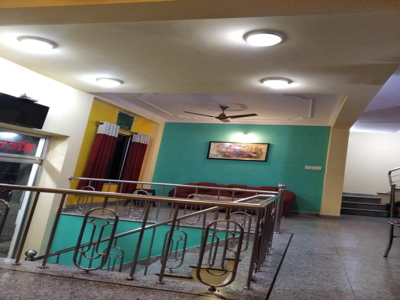 single bed rooms non ac 
