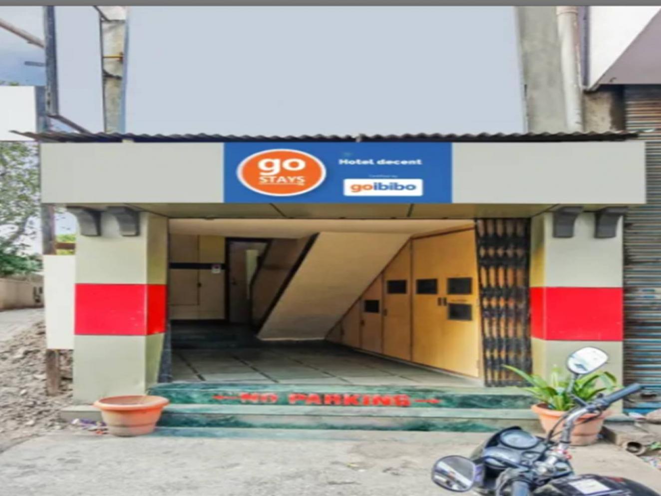 Oga Hotel Decent