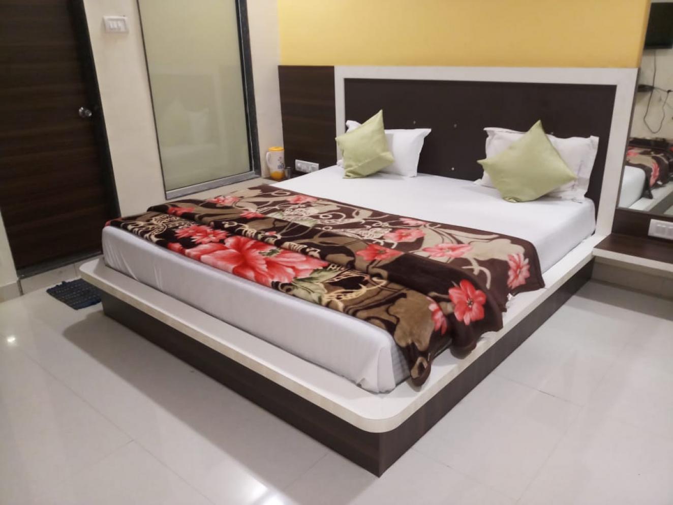 Super deluxe Family Room