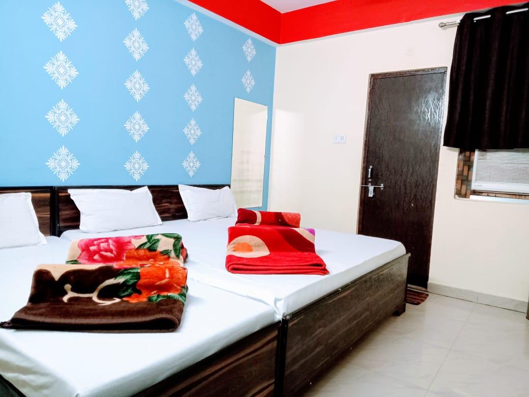 Standard triple bed AC