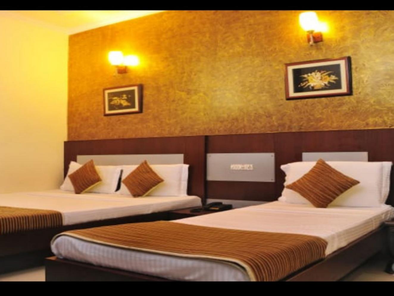 Triple Bedroom AC