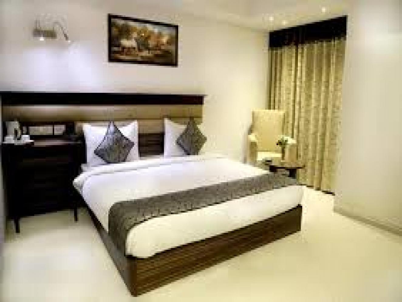 Fully furnished apartment with kitchen